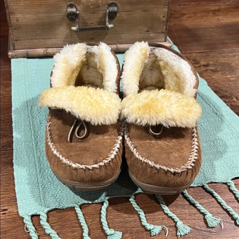 L.L. Bean Wicked Good Slippers